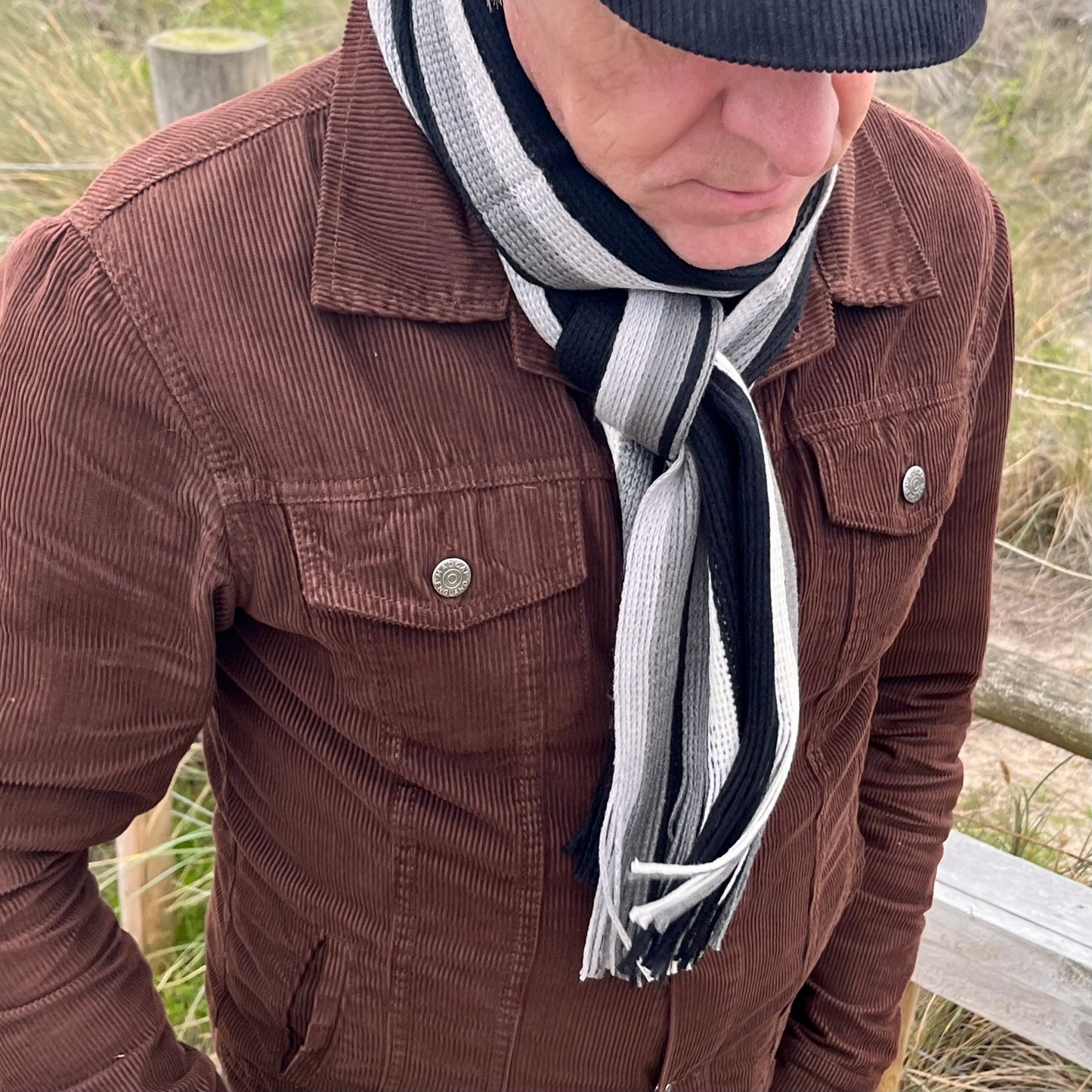 Sideline Collection - Light Retro Stripe Scarf - Marlow - Black
