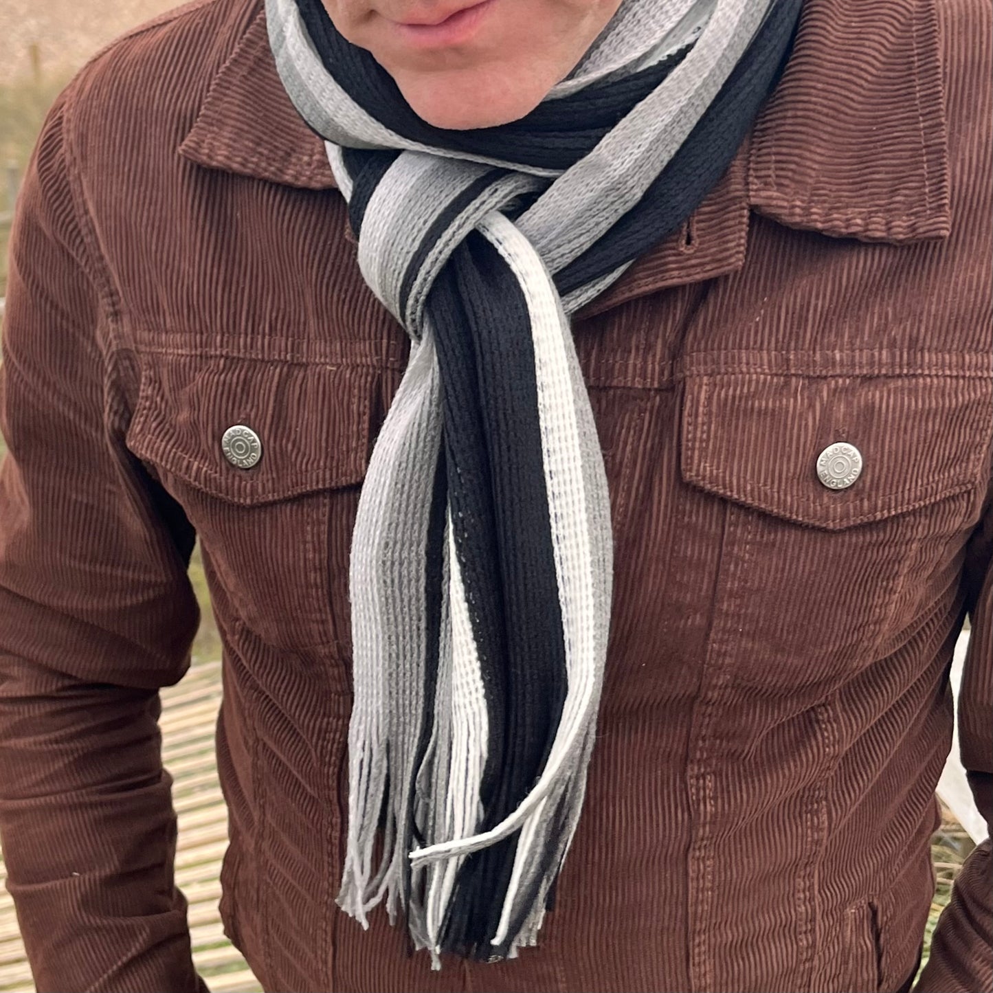 Sideline Collection - Light Retro Stripe Scarf - Marlow - Black