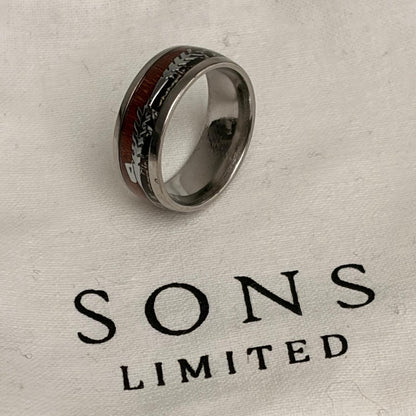 Solid Steel/Wood Arrow Ring