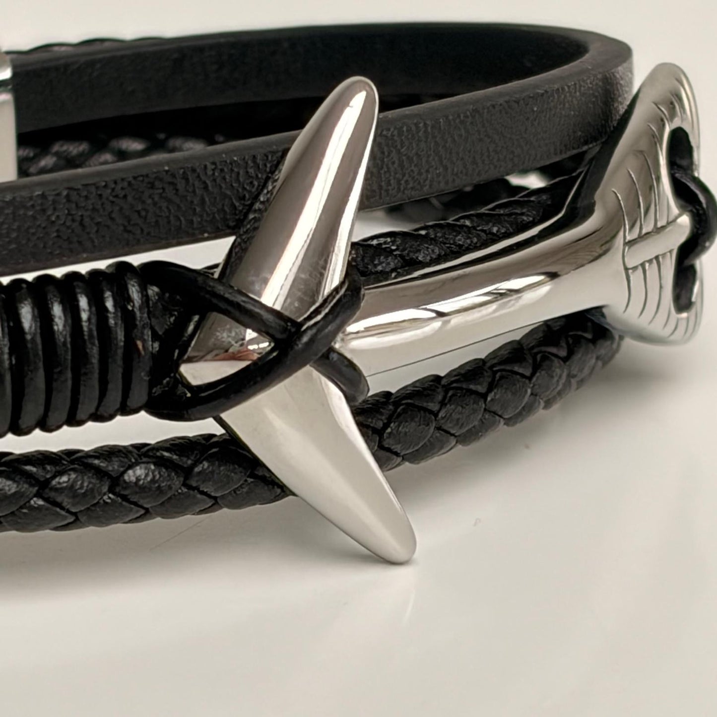 The Forward Arrow Bracelet - Pu Leather/Steel